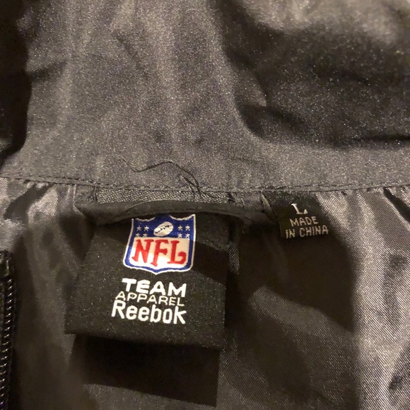 Men Atlanta Falcons Windbreaker Jacket - Picture 6 of 9